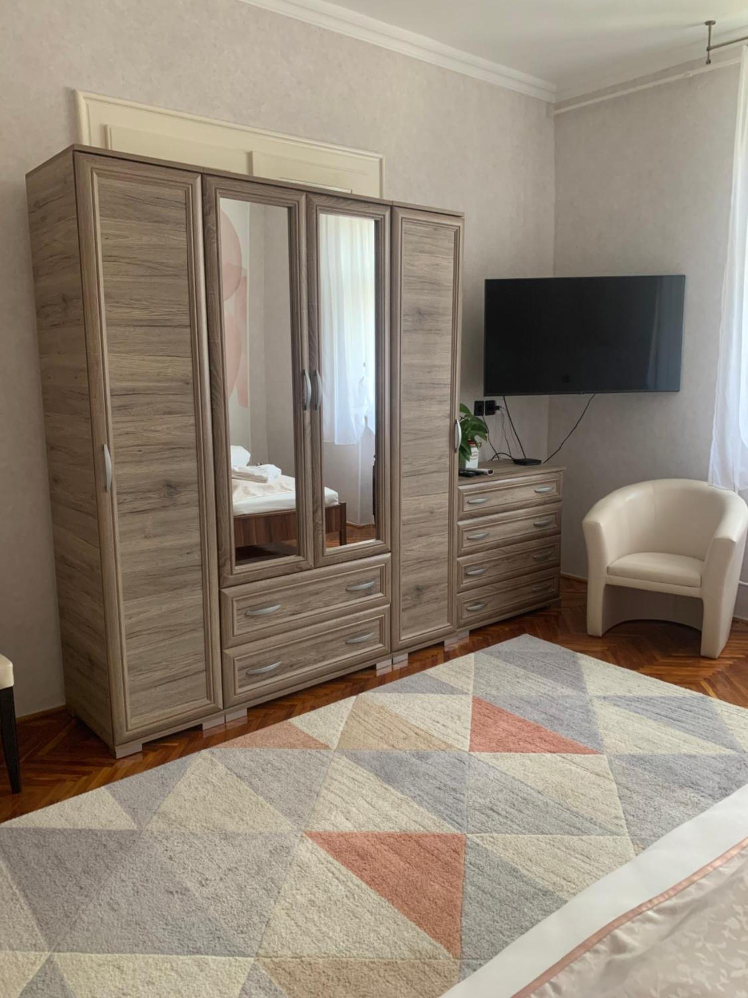 Szent Istvan Wellness Panzio Мако Екстер'єр фото